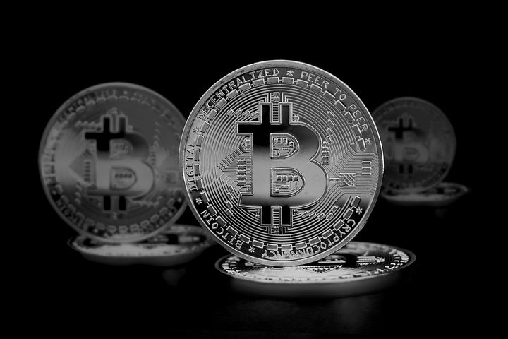 NFT已经不玩儿“动物流”和“像素系”了，SOLgods直接开始造神？