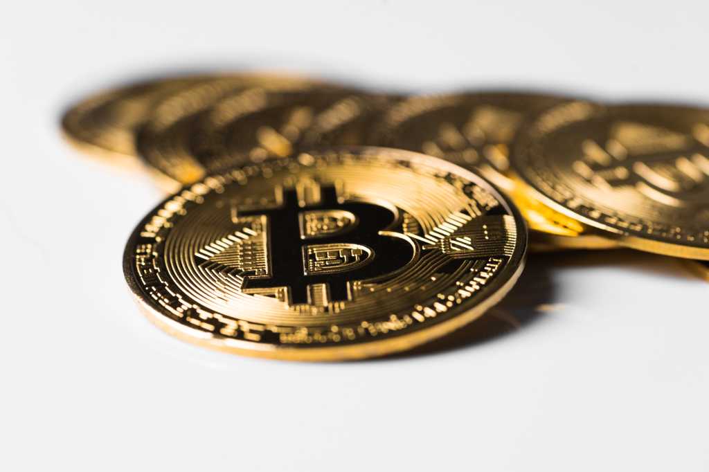 潜能恒信公司的业务范围是什么？潜能恒信股票交易情况如何？